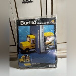 New vintage Bucilla Plastic Canvas School Bus Bookends
Kit Craft Teacher Decor